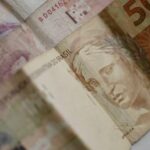 Inflação desacelera a 0,43% em abril; alimentos e remédios pressionam