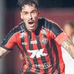 Vitória vence o Inter com gol de Lucas Halter e sai do Z4