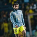 Após denúncia de racismo contra filhas, Saint-Maximin rescinde contrato com o América do México