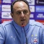 Ceni critica arbitragem após derrota do Bahia para o Athletico-PR